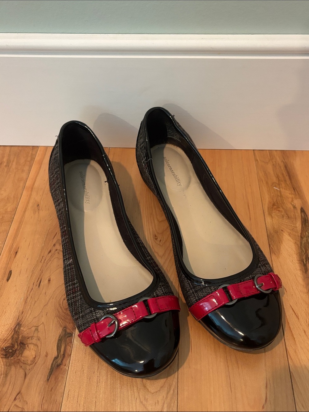 Kohl's Black Patent & Gray Tweed Flats with Red Buckle